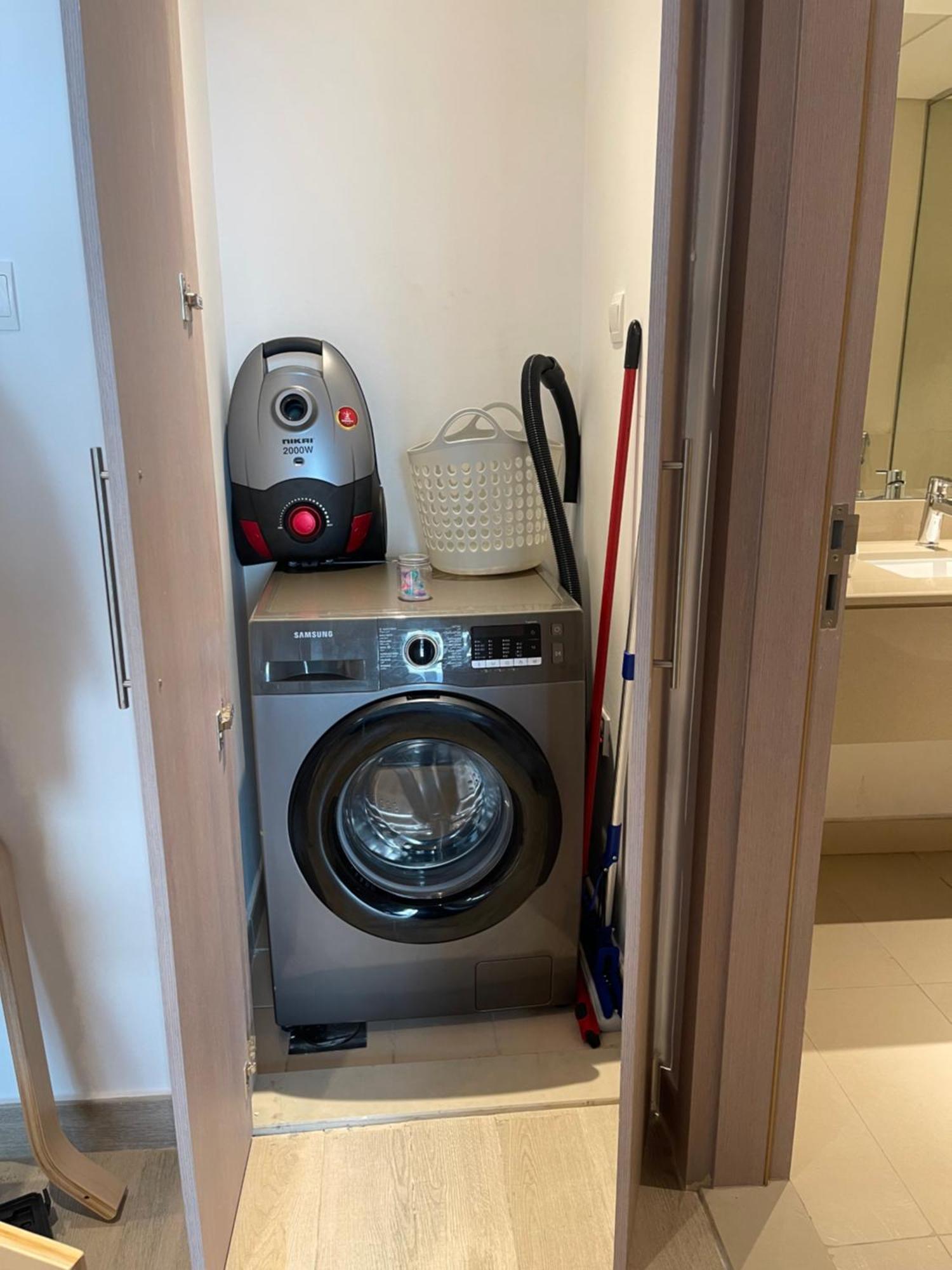 Apartment Daisy Hill 1br Waters Edge Canal View Theme Parks Yas Island *